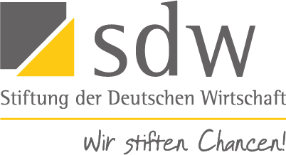 Grau-gelbes Logo der Stiftung der Deutschen Wirtschaft (sdw) gGmbH im Haus der Deutschen Wirtschaft
